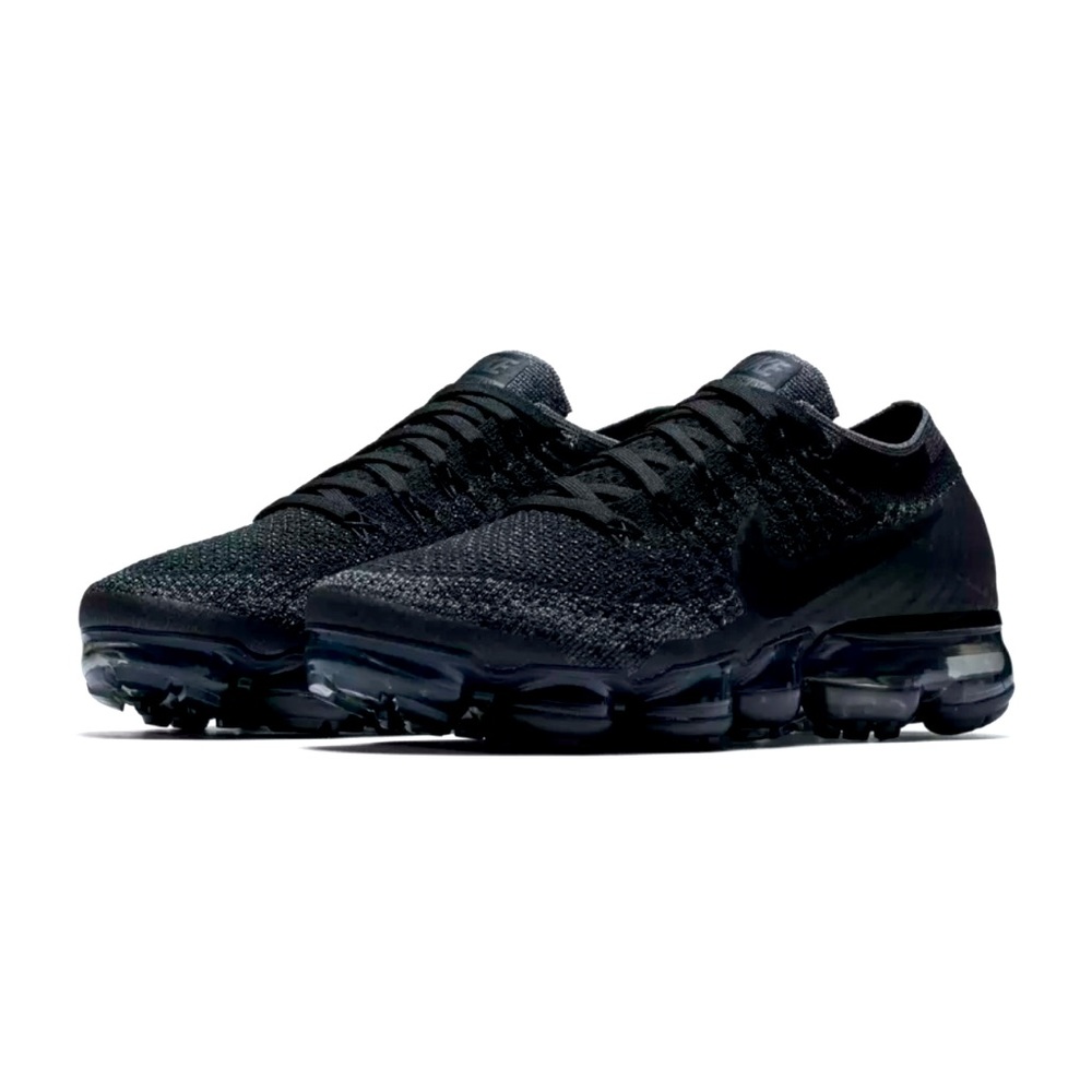 Women’s Nike fly knit air vapor max